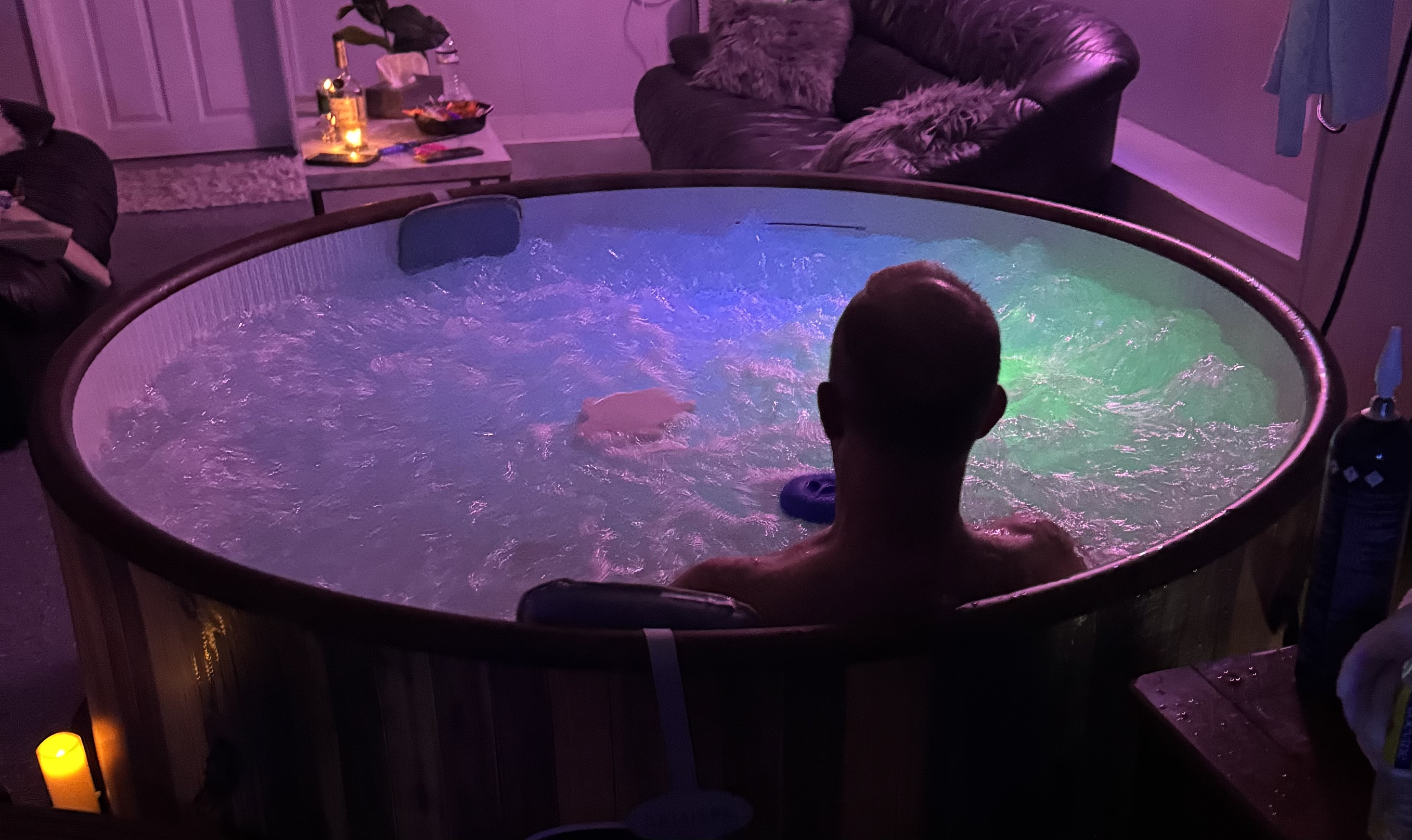 Hot Tub Hydro-Massage Facility
